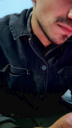 Charless19 webcam model stream image