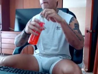 exotic_dude webcam model stream image