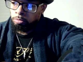 llmywood webcam model stream image