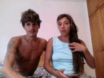 ltalianSexyCouple webcam model stream image