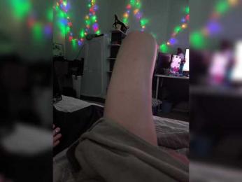 Sluttyfuck25 webcam bongacams model stream image