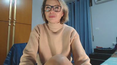 smeralda33 webcam model stream image