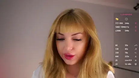 KateDolphin webcam model stream image