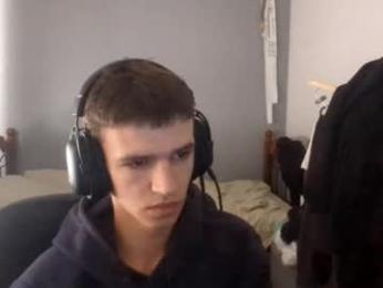 miloray_ webcam model stream image