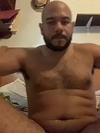 CreamBearDaddy webcam model stream image