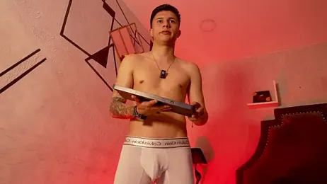 liaamsmiith_ webcam stripchat model stream image