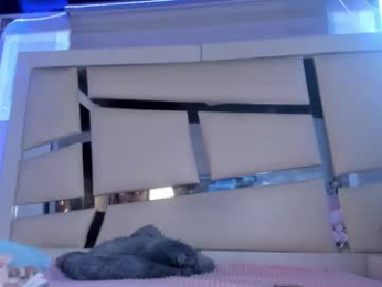 chrystal_jade webcam model stream image