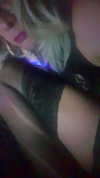 Slutty40xxx webcam model stream image