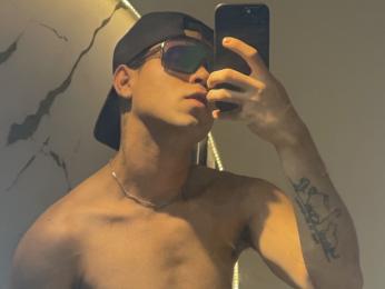 SmithAaroon webcam model stream image