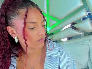 miia-02 webcam model stream image