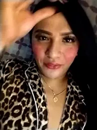 Yourbabyshane webcam model stream image