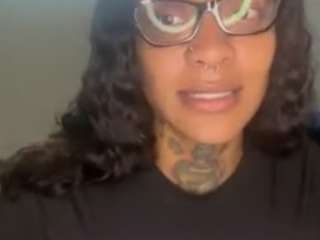 iambaldheadbrittany webcam model stream image