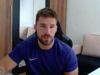 Darius Giles webcam model stream image