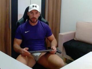 Darius Giles webcam model stream image