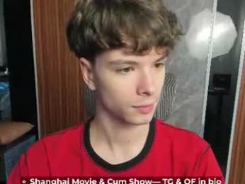 calvin_loves_you webcam model stream image