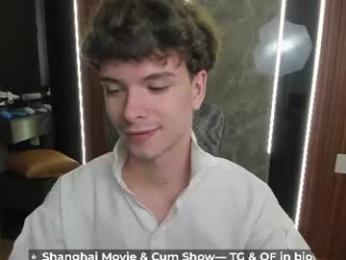 calvin_loves_you webcam model stream image