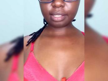Sweetq webcam model stream image