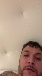 Calienticos24 webcam model stream image