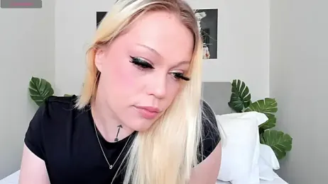 KimPoshhh webcam model stream image