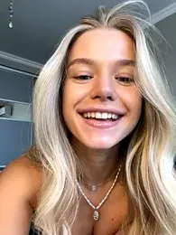 JessIsLove webcam model stream image