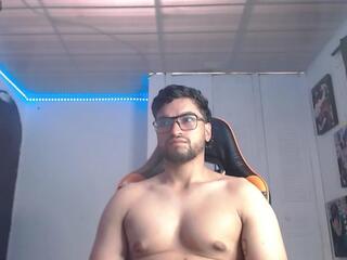 Chrys Harris webcam model stream image