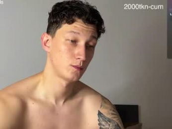 lyon_power_ webcam model stream image