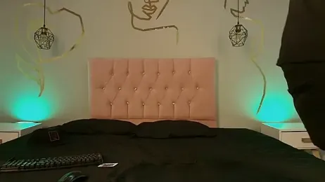 BurniingCouple webcam model stream image