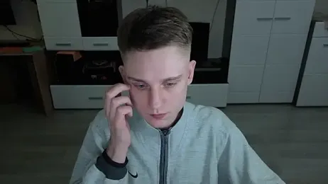 angryzan webcam model stream image