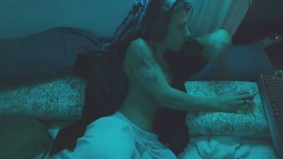 Uriel_23 webcam model stream image