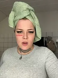 cc_uncensored webcam model stream image