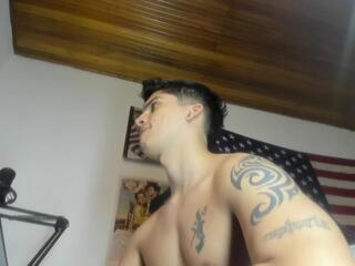 Charliie Hotx webcam model stream image