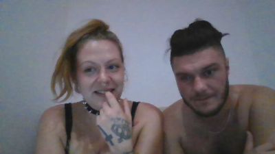 JulieLenny webcam model stream image