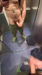 TonBossActif webcam model stream image