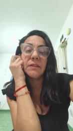 Milfchic webcam model stream image