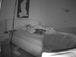 voyeurcam-julmodels-reallife-2 webcam model stream image