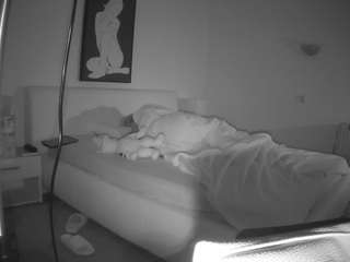 voyeurcam-julmodels-reallife-2 webcam model stream image