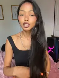 RinaErota webcam model stream image