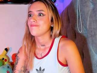 sabrina-cole webcam model stream image