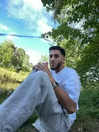 suissegigolo1 webcam stripchat model stream image