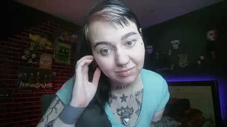 MoorderxDoll webcam model stream image
