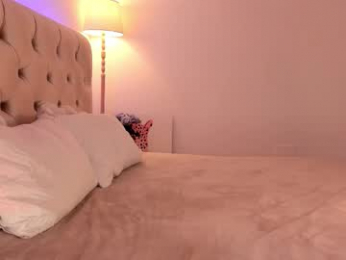 dee_nise webcam model stream image