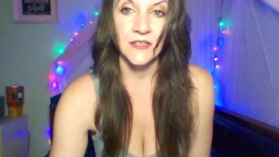 Easy_Briezy20 webcam model stream image