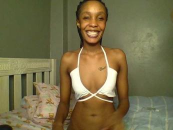 Freakyqueens webcam bongacams model stream image