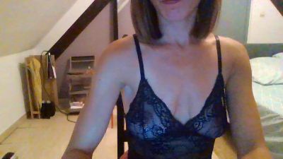 Loolaa_k webcam model stream image