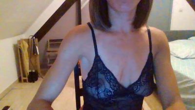 Loolaa_k webcam model stream image