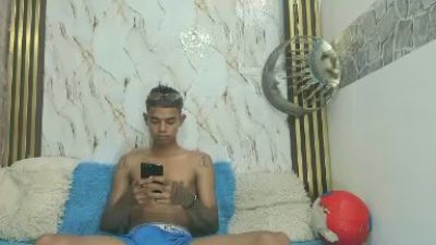cuteboyangelx18 webcam model stream image