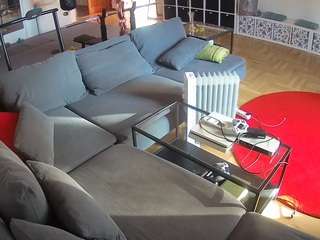 voyeurcam-julmodels-living-3 webcam model stream image