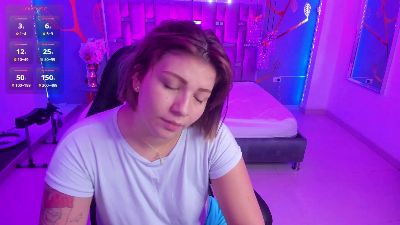 AlessiaDouce webcam model stream image