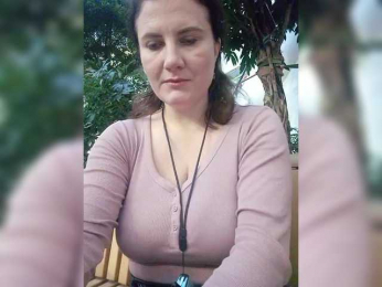 LizaCakes webcam bongacams model stream image