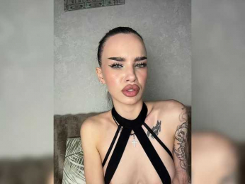 EvaDesire webcam bongacams model stream image